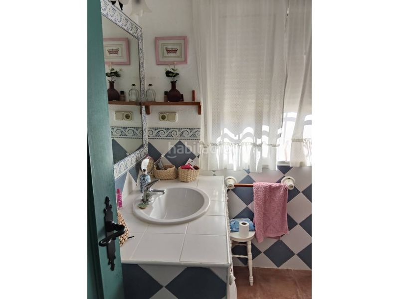 Foto c2ee98bd-3549-4b4f-bbbd-f04637b277b5. Chalet avec chauffage parking piscine dans Carmona