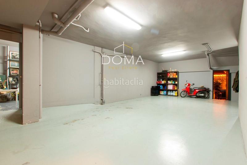 Foto 0d80c2ad-697b-43e1-9bf8-5c000d1e1c5d. Casa adossada amb calefacció piscina a Ciutat Diagonal Esplugues de Llobregat