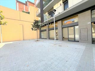 Affitto Locale commerciale  Aprestadora. En lhospitalet de llobregat