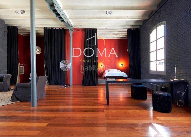 Foto 289e3f9b-3c23-471f-9924-aa5d419389f1. Àtic amb calefacció a St. Pere - Sta. Caterina - El Born Barcelona