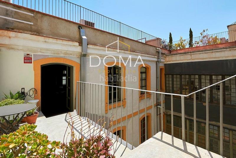 Foto 66abcc60-4e96-4d72-98d8-9af1b0259f81. Àtic amb calefacció a St. Pere - Sta. Caterina - El Born Barcelona