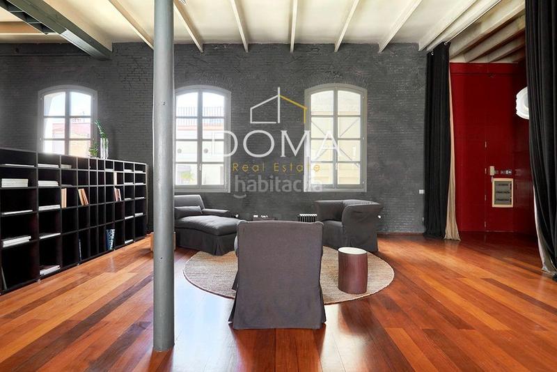 Foto 924dbee4-3750-4b19-a0d5-8f40472d16c0. Àtic amb calefacció a St. Pere - Sta. Caterina - El Born Barcelona