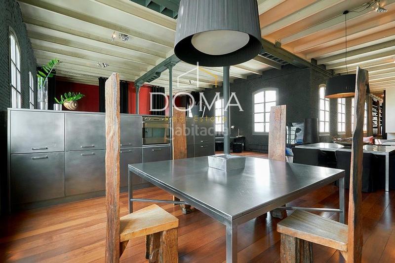 Foto a3dab99e-289d-440a-8777-cef38ecef33a. Àtic amb calefacció a St. Pere - Sta. Caterina - El Born Barcelona