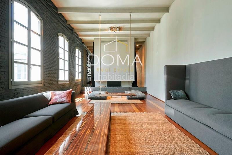 Foto e36af585-03b1-44ab-bc2e-2025f197ebe5. Àtic amb calefacció a St. Pere - Sta. Caterina - El Born Barcelona