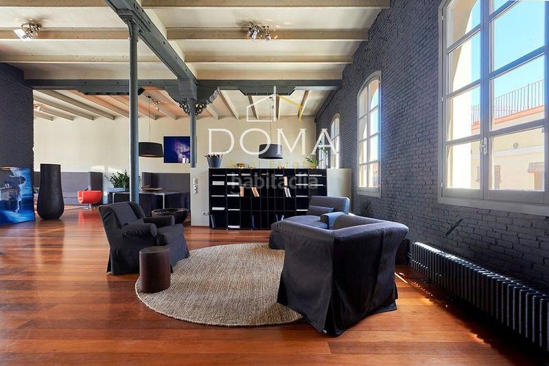 Foto fc6d0c87-e52a-42ae-ac42-9ef0ee218a1e. Àtic amb calefacció a St. Pere - Sta. Caterina - El Born Barcelona