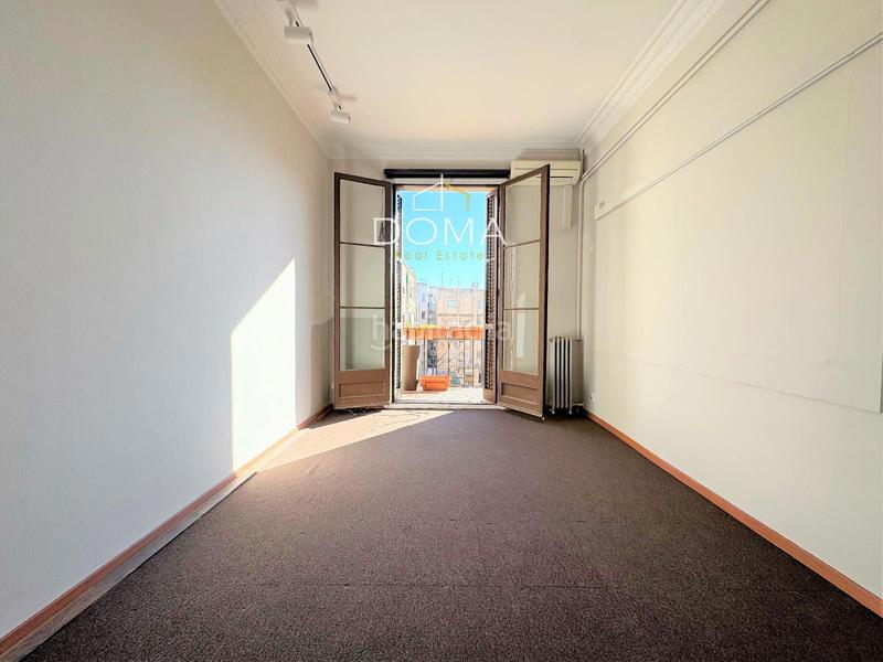 Foto ac192646-f2ad-407f-8661-72c0a57055be. Miete büro mit heizung in Dreta de l´Eixample Barcelona