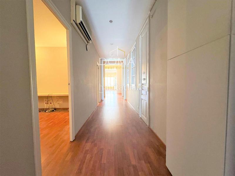 Foto bf2caf5f-5620-4d12-8f22-65921b8f8158. Rent office space with heating in Dreta de l´Eixample Barcelona