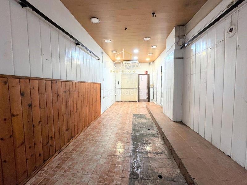 Foto 55cbab09-7290-4477-8c09-cce487d550e8. Alquiler local comercial en Sant Antoni Barcelona
