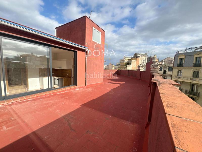 Foto c6688cfe-e7bb-4ba2-85e6-d30c7591ffb1. Lloguer àtic amb calefacció a L´Antiga Esquerra de l´Eixample Barcelona