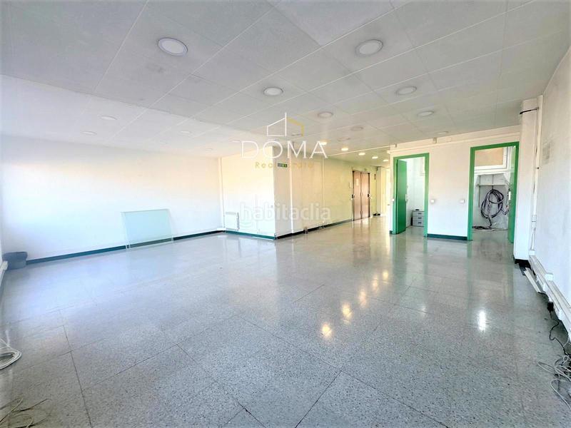 Foto ac1f1ecf-df4c-4b0d-96ca-031071c5d8f2. Location bureau avec chauffage dans Fort Pienc Barcelona