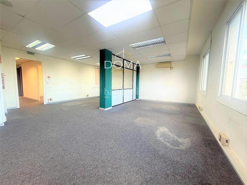 Foto 7f9b2120-b10b-42f0-94e3-095405a54e1e. Lloguer oficina amb calefacció a L´Antiga Esquerra de l´Eixample Barcelona