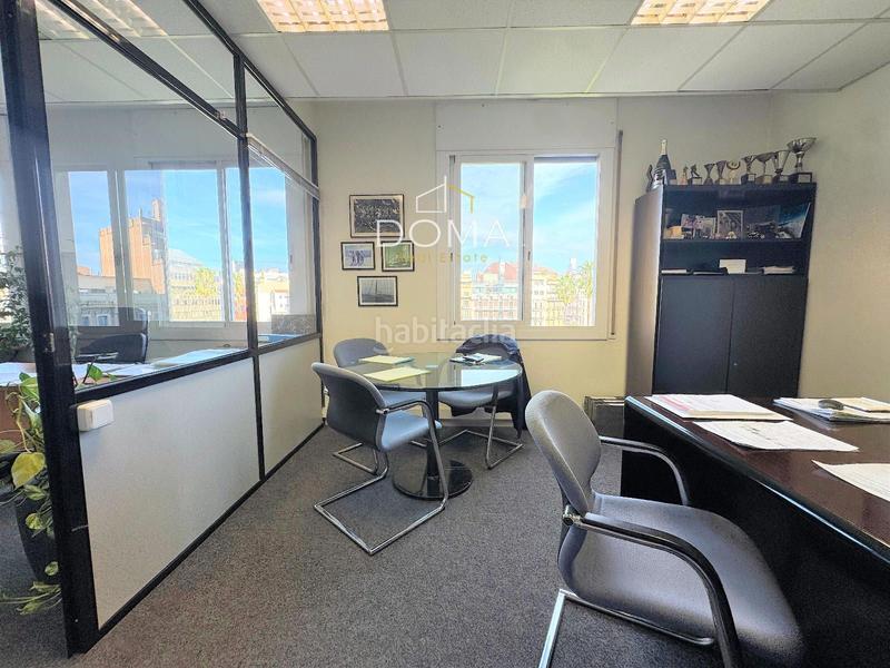 Foto 5d1c6e7b-acf5-4786-bbaf-109bc3f15f30. Location bureau avec chauffage dans L´Antiga Esquerra de l´Eixample Barcelona