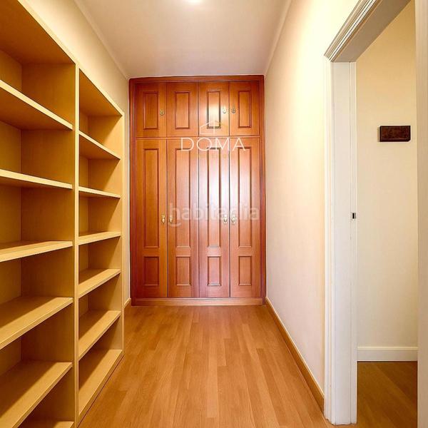 Foto 44e571ef-41eb-4477-af4f-2396401edf4c. Penthouse with heating in Putget - Farró Barcelona