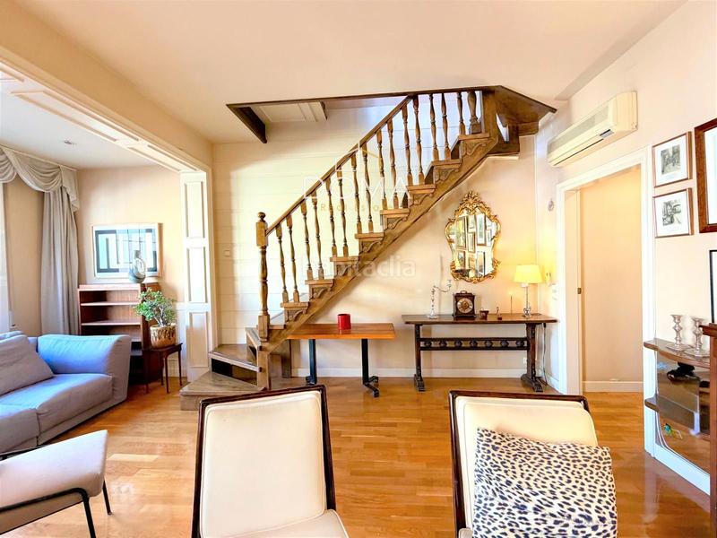 Foto aa581318-01a1-4fd9-ae9d-a3cb99b0bc2e. Penthouse with heating in Putget - Farró Barcelona