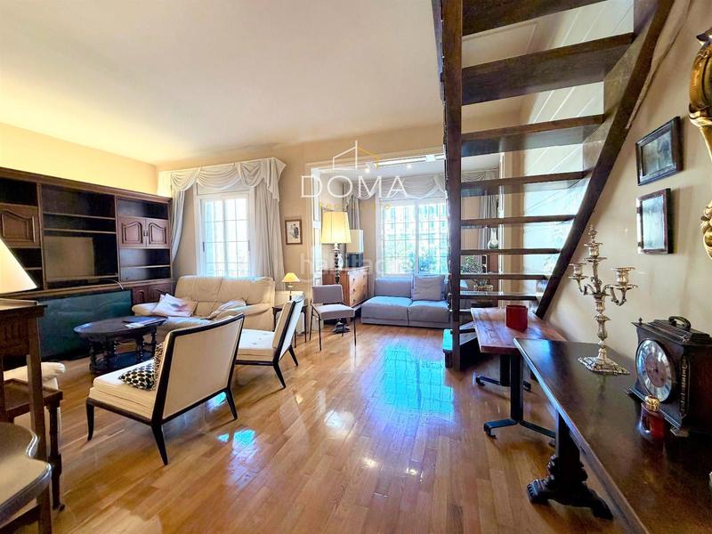 Foto d0d0f5d7-40bd-4be1-894a-8f98c5c16a1a. Penthouse with heating in Putget - Farró Barcelona