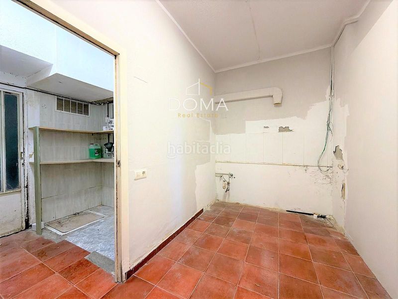 Foto fea6ea32-c796-4233-a98f-04242083c2c8. Local comercial a Putget - Farró Barcelona
