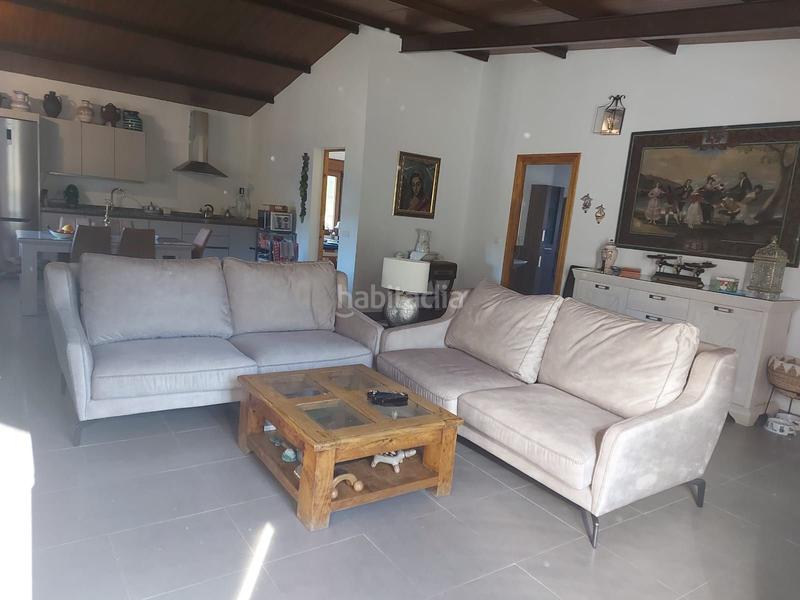 Foto ab786c03-5814-4e62-ad17-7566329bec55. Fondo rustico in Iznalloz