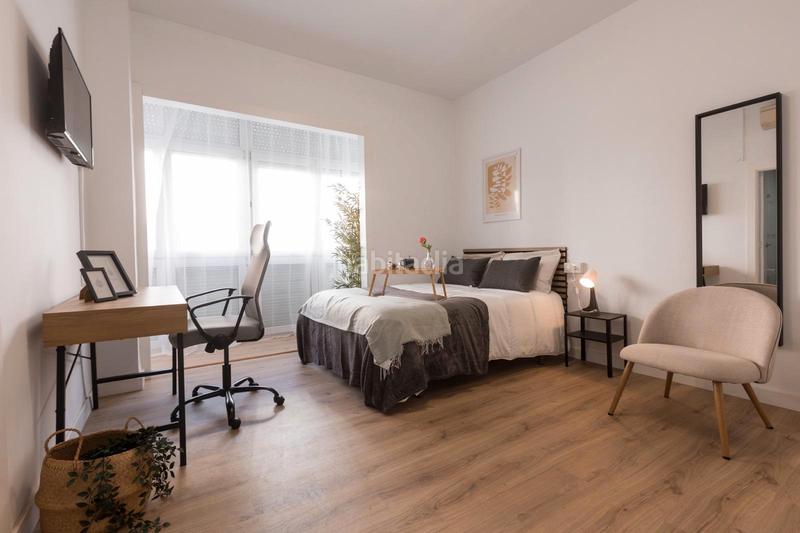 Foto 873f4d9a-f213-436a-af4e-8f1221ef8c25. Alquiler estudio en plaza albert einstein 2 habitaciones individuales en alquiler !! en Granada