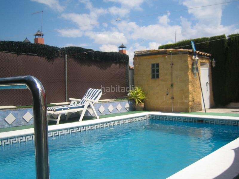 Foto c1cc9db4-295a-40ee-8e49-b34897377dca. Chalet en avenida madrid 1a chalet en venta la zubia - el señorío (altos de la zubia) en Zubia (La)