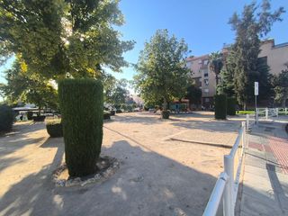 Affitto Appartamento in Calle rio genil 2. Alquiler ogijares piso y plaza de garaje