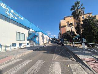 Miete Etagenwohnung in Calle rio genil 2. Alquiler ogijares piso y plaza de garaje