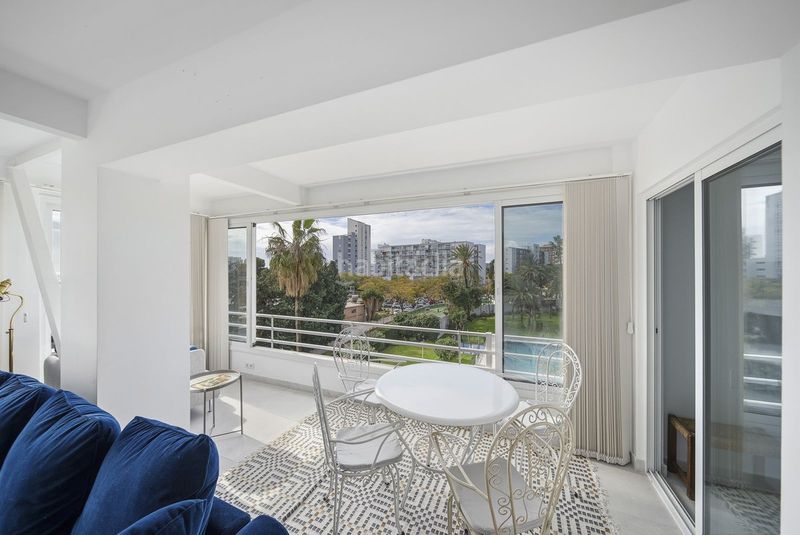 Foto a1baa8c9-9588-4ad0-933e-e175cbfe9a63. Apartament amb piscina a Solymar Benalmádena