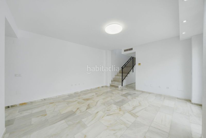 Foto 6bf8a6b9-5a79-46a5-a144-057dfeb104d3. Dúplex amb aparcament piscina a Hacienda Torrequebrada Benalmádena