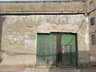 Local Comercial a San Pedro-Gabriel Miró-María Guerrero. Solar situado  en calle siete revueltas