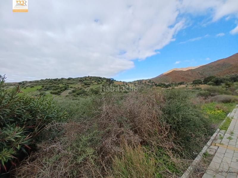 Foto 4aac2edb-db46-4532-aaed-09fe989514c2. Area edificabile industriale in Casares pueblo Casares