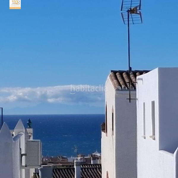 Foto 014009fb-7bbd-4de9-a646-3caf58ae1f3c. Reihenhaus in calle lobilla la 147 in sierra de Estepona - avda. de andalucía Estepona