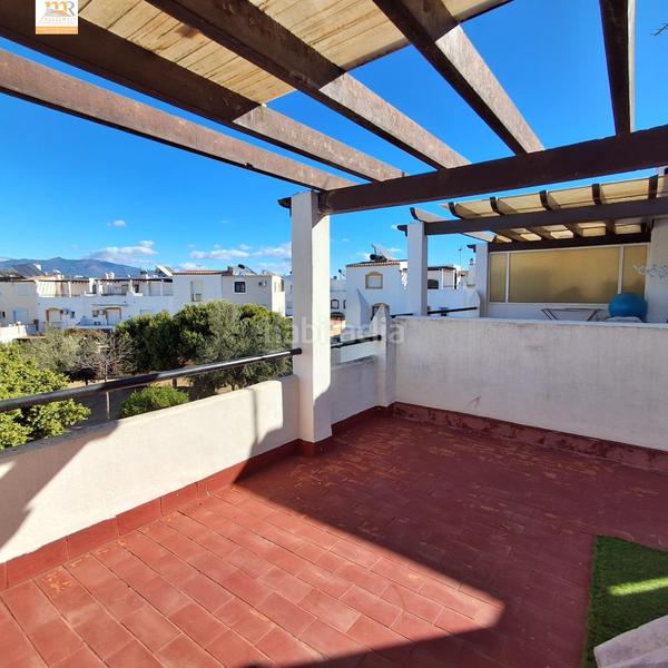 Foto 1dad1df1-ecf9-43d3-8a5c-96a5d82038ab. Reihenhaus in calle lobilla la 147 in sierra de Estepona - avda. de andalucía Estepona