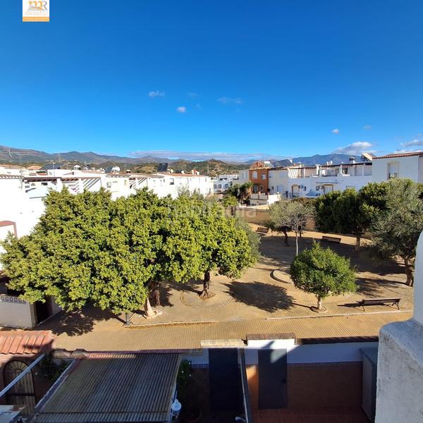 Foto a30a2382-b631-4e57-85f0-bea2098fe69a. Reihenhaus in calle lobilla la 147 in sierra de Estepona - avda. de andalucía Estepona