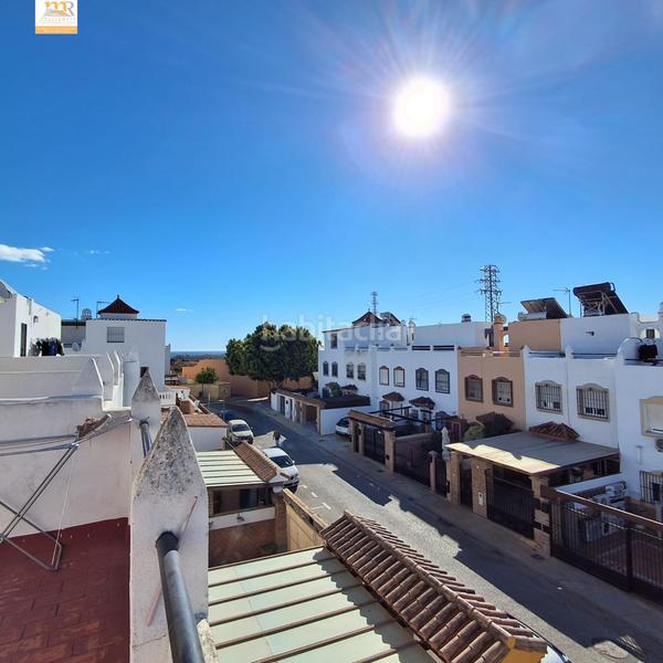 Foto ae8c58a4-9584-4266-b559-883fe92ab070. Reihenhaus in calle lobilla la 147 in sierra de Estepona - avda. de andalucía Estepona