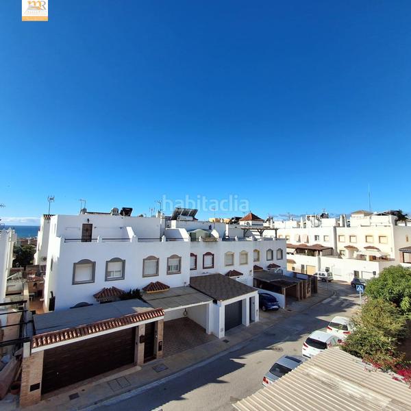 Foto c5974684-6197-4aaf-b2aa-68152b87e463. Reihenhaus in calle lobilla la 147 in sierra de Estepona - avda. de andalucía Estepona
