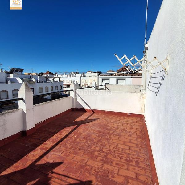 Foto fdd8a60d-44d2-4c35-86fd-d3f986e32098. Reihenhaus in calle lobilla la 147 in sierra de Estepona - avda. de andalucía Estepona