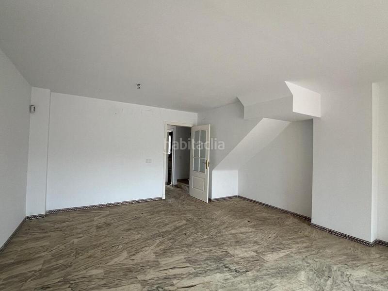 Foto 2d6a9bb5-bcf7-4298-b6f8-5396844cc694. Casa adossada amb aparcament piscina a Alcorrín Manilva