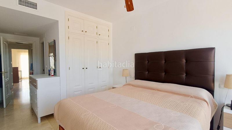 Foto f52d37b8-2f69-43ff-aeb3-10cba143a144. Pis amb aparcament a El Castillo Manilva