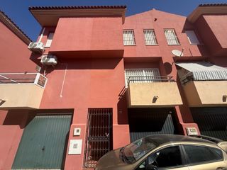Casa a schiera in San Bernabé. Magnifico adosado en san bernabe!!!