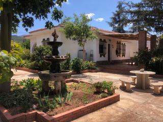 Chalet in Pinos de Alhaurín. Majestuosa finca en alhaurin de la torre