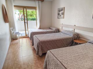 Appartement à Castillo Sohail - Myramar. Venta piso de 2 dormitorios 2 baños  centro de fuengirola