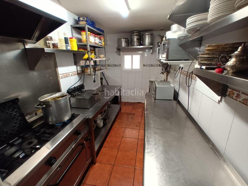 Foto b8439d8e-c37d-499a-9cff-85f5d557a5d6. Alquiler local comercial se traspasa conocido restaurante en Arroyo de la Miel en Benalmádena