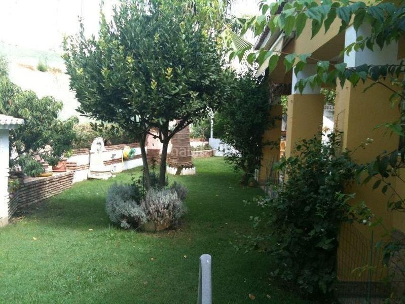 Foto fc73347f-9536-403d-9b32-7d27e75f199e. Chalet espectacular villa a un paso del mar!! en Arroyo de la Miel Benalmádena