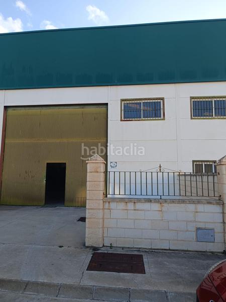 Foto fc6958c3-8e4e-4dc0-b564-5e850b62bae7. Bâtiment à usage industriel dans Colmenar