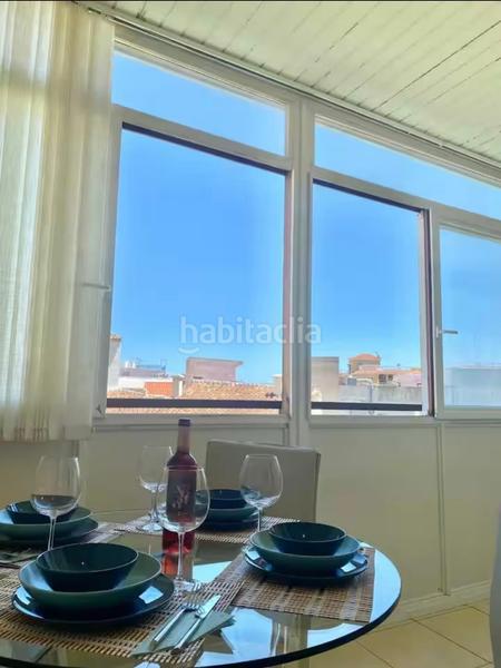 Foto 024a72e6-1291-4a7c-8066-75bf63b4ce2b. Piccolo appartamento con piscina in El Bajondillo Torremolinos