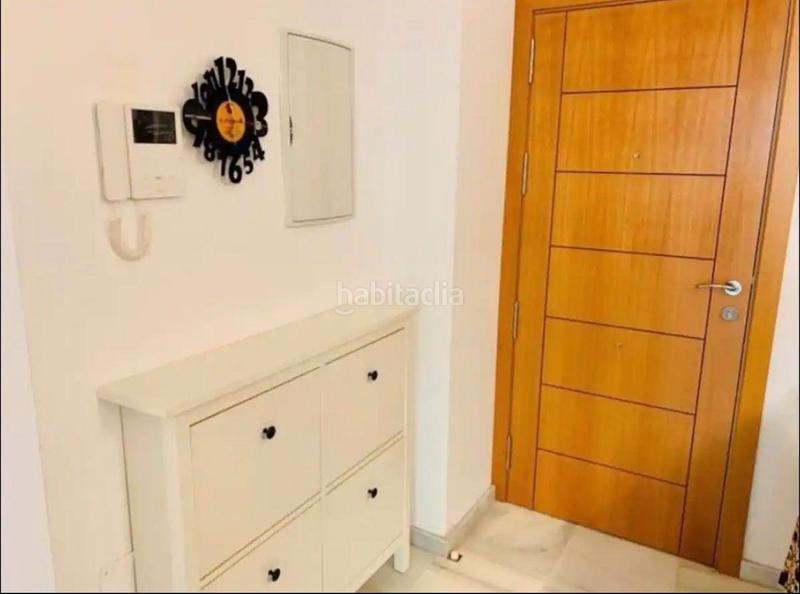 Foto c35a1152-0df9-4fdd-b1b2-cead25796638. Apartamento  en segunda línea de playa de carvajal en Fuengirola