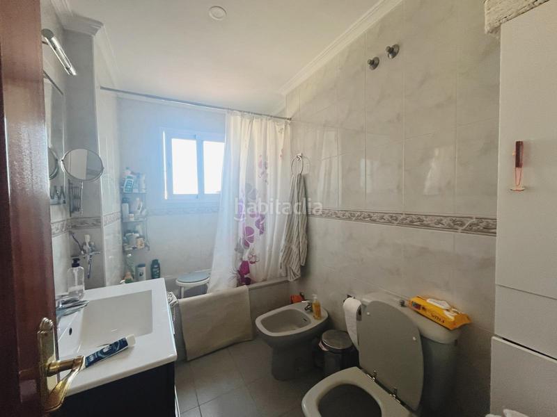 Foto 5563bb4c-634b-4502-9ee6-ca3c94a8a63a. Casa amb aparcament piscina a El Pinillo Torremolinos