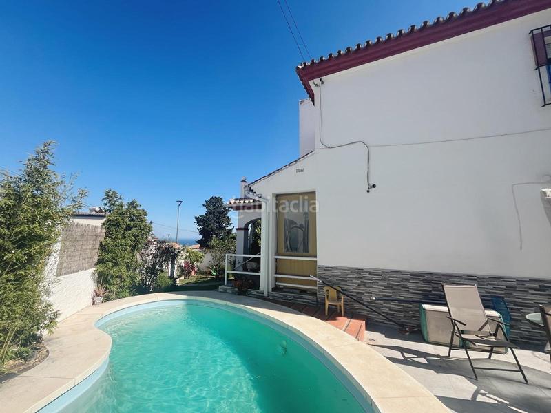 Foto 786d0af4-00ce-483d-9ff4-9503103cc305. Casa amb aparcament piscina a El Pinillo Torremolinos