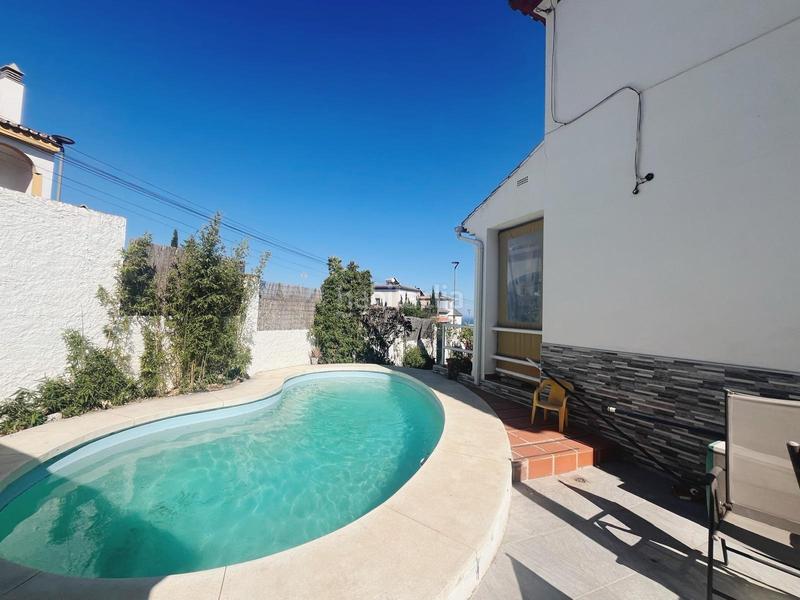 Foto c9f6bb68-05cc-4f8f-9048-fefe3e083751. Casa amb aparcament piscina a El Pinillo Torremolinos