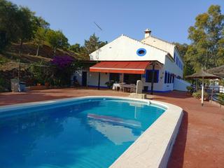 Edifici a Guaro. Precioso hotel rural a la venta cerca a reserva de la biosfera d