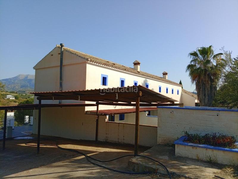 Foto 07a229e3-e1fc-4de0-9ffa-00565cdaa68a. Edifici a Guaro